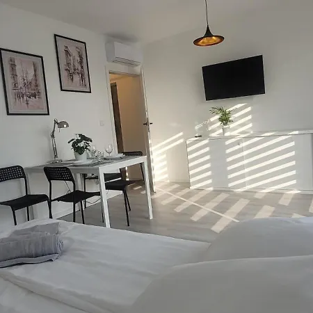 Apartment Inter House